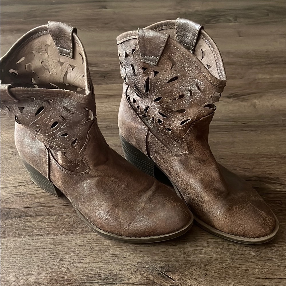 Women's Brown Western Ankle Boots
